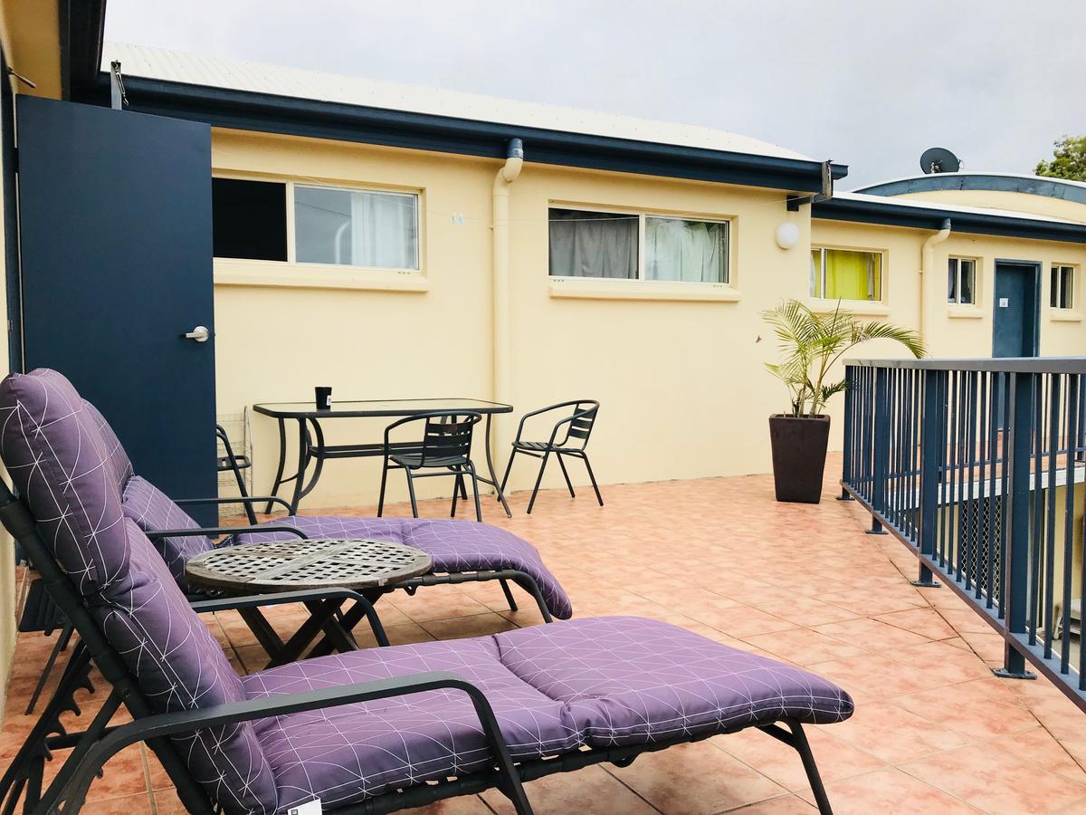 Caloundra Backpackers Hostel Exterior photo